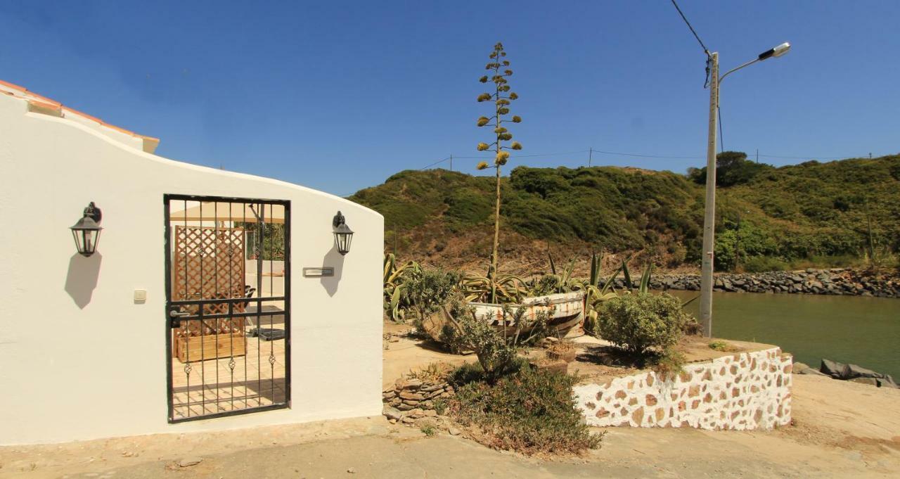 Chale Da Baia Villa Porto Covo Exterior photo